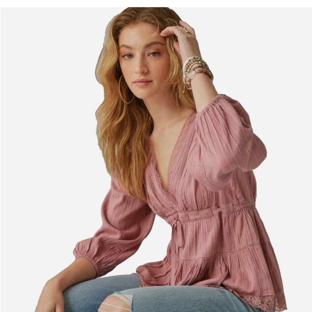 NWT Lucky top💗